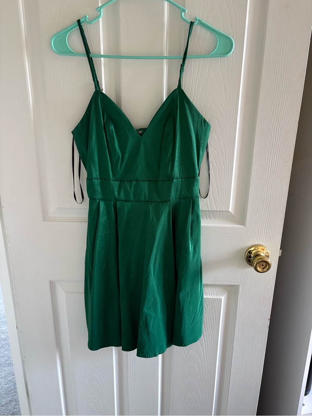 Lulu's Emerald Green Spaghetti-Strap Mini Dress
